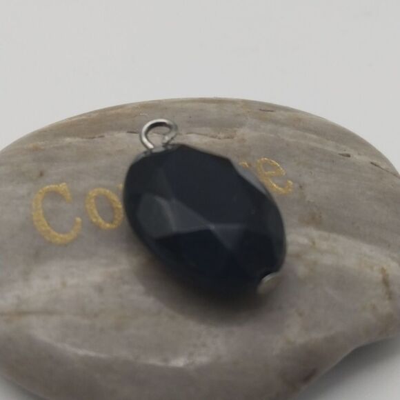 Onyx teardrop charm - Picture 2 of 2
